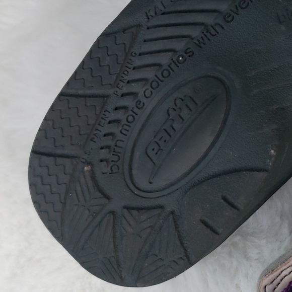 Earth sandal size 9 - Picture 7 of 8